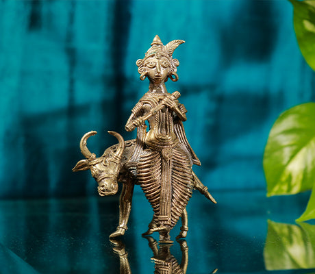 Crafted in Dokra from Burdwan - Lord Krishna and Kamdhenu - ArtisanSoul
