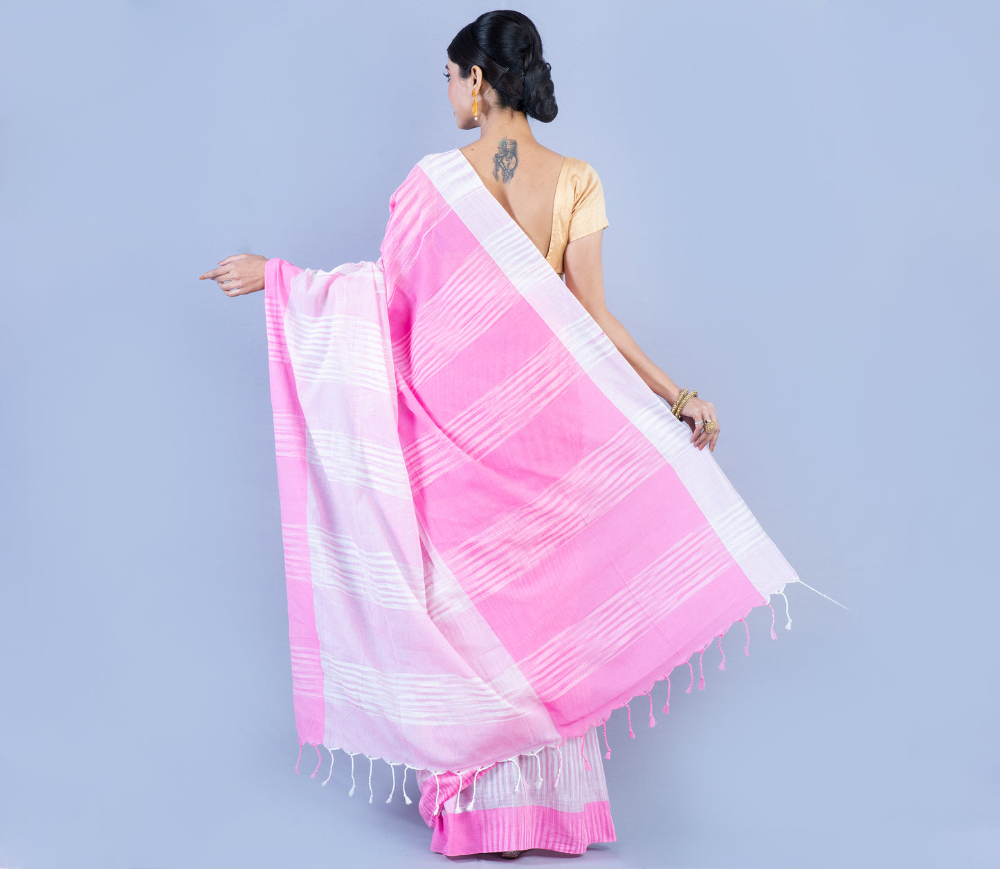 Handloom Cotton Saree - White & Pink - ArtisanSoul