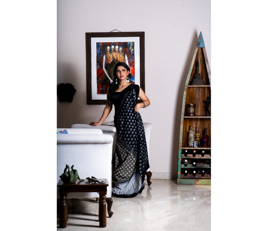 Sambalpuri Saree - Pure Cotton - Black, Gray & White - ArtisanSoul