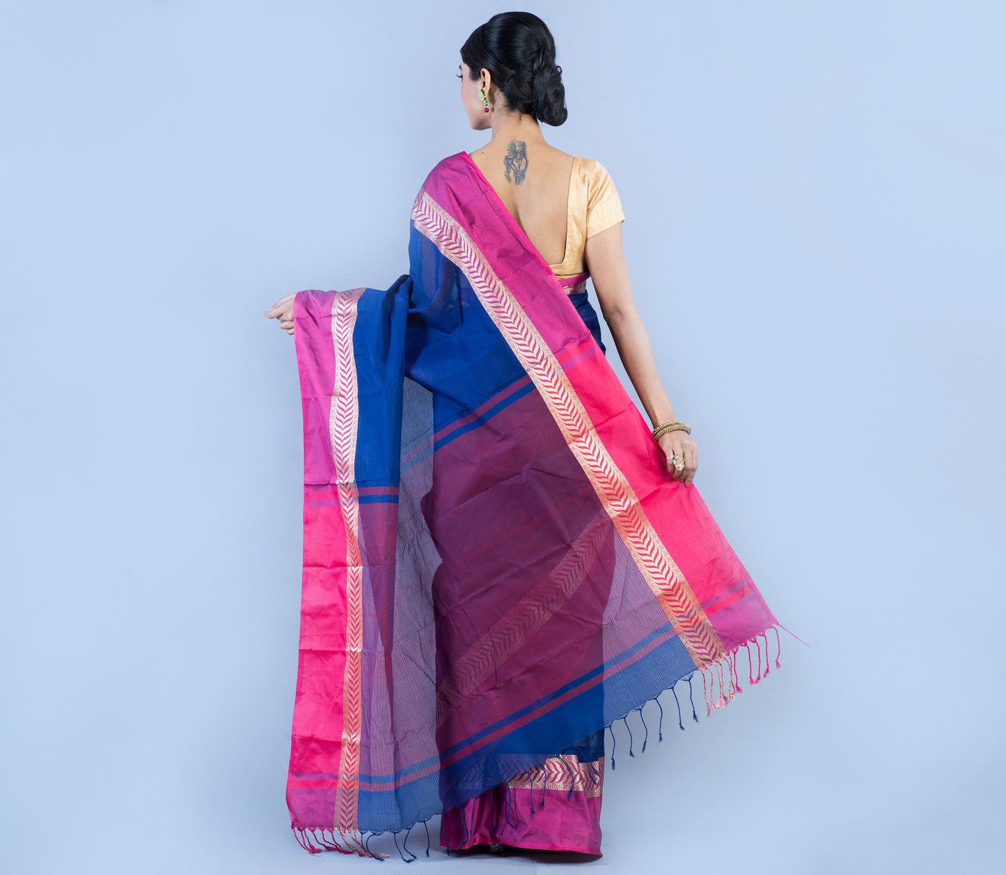Tant Saree - Blue with Pink Par - ArtisanSoul