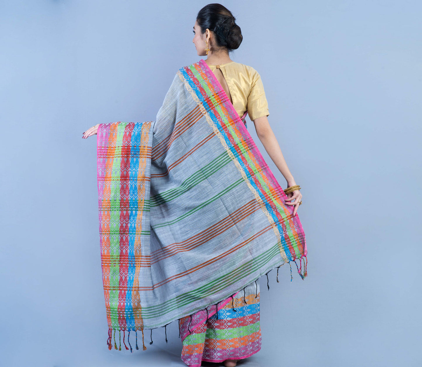 Handloom Cotton Saree - Gray with Multi Color Par - ArtisanSoul