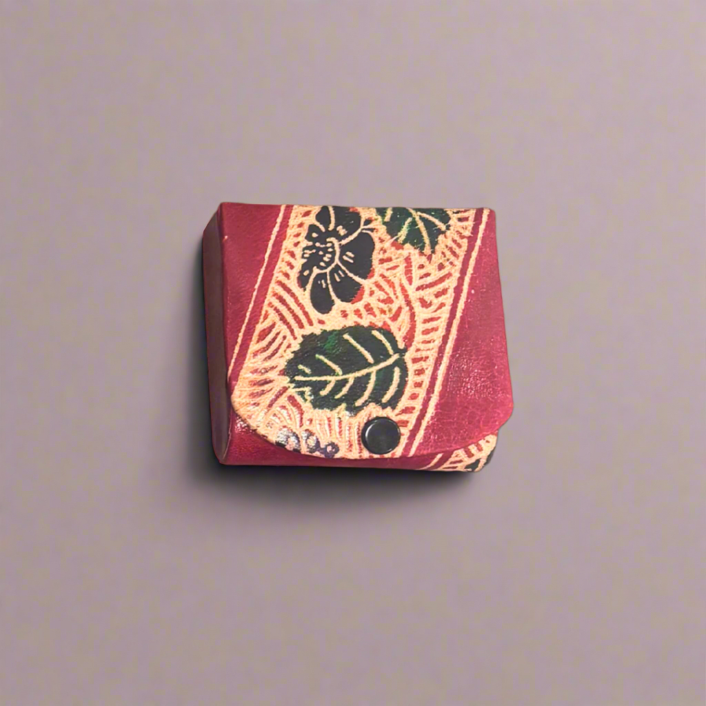 Embossed Leather Lipstick Holder – 3 Slot Travel Pouch for Lipsticks - ArtisanSoul