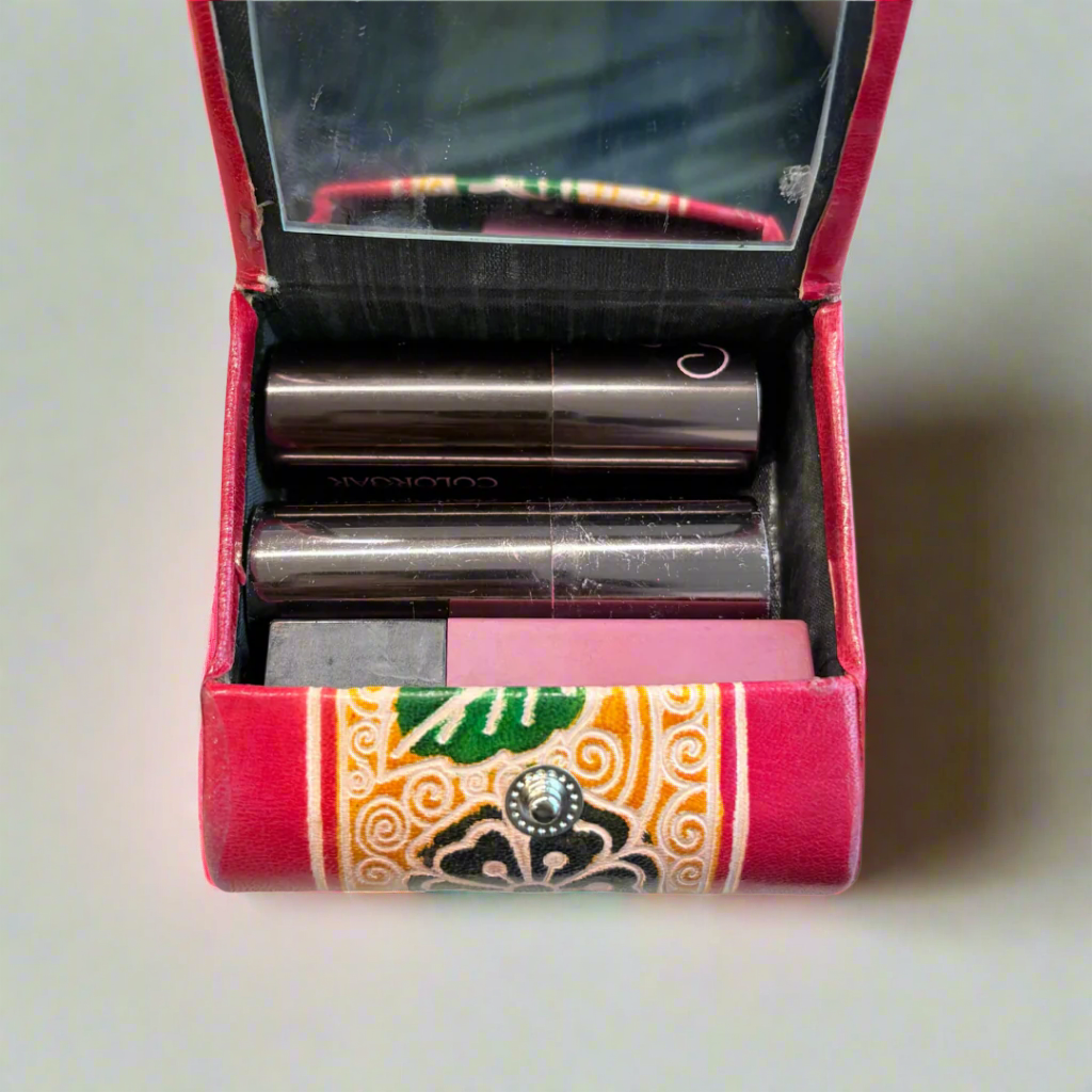 Embossed Leather Lipstick Holder – 3 Slot Travel Pouch for Lipsticks - ArtisanSoul