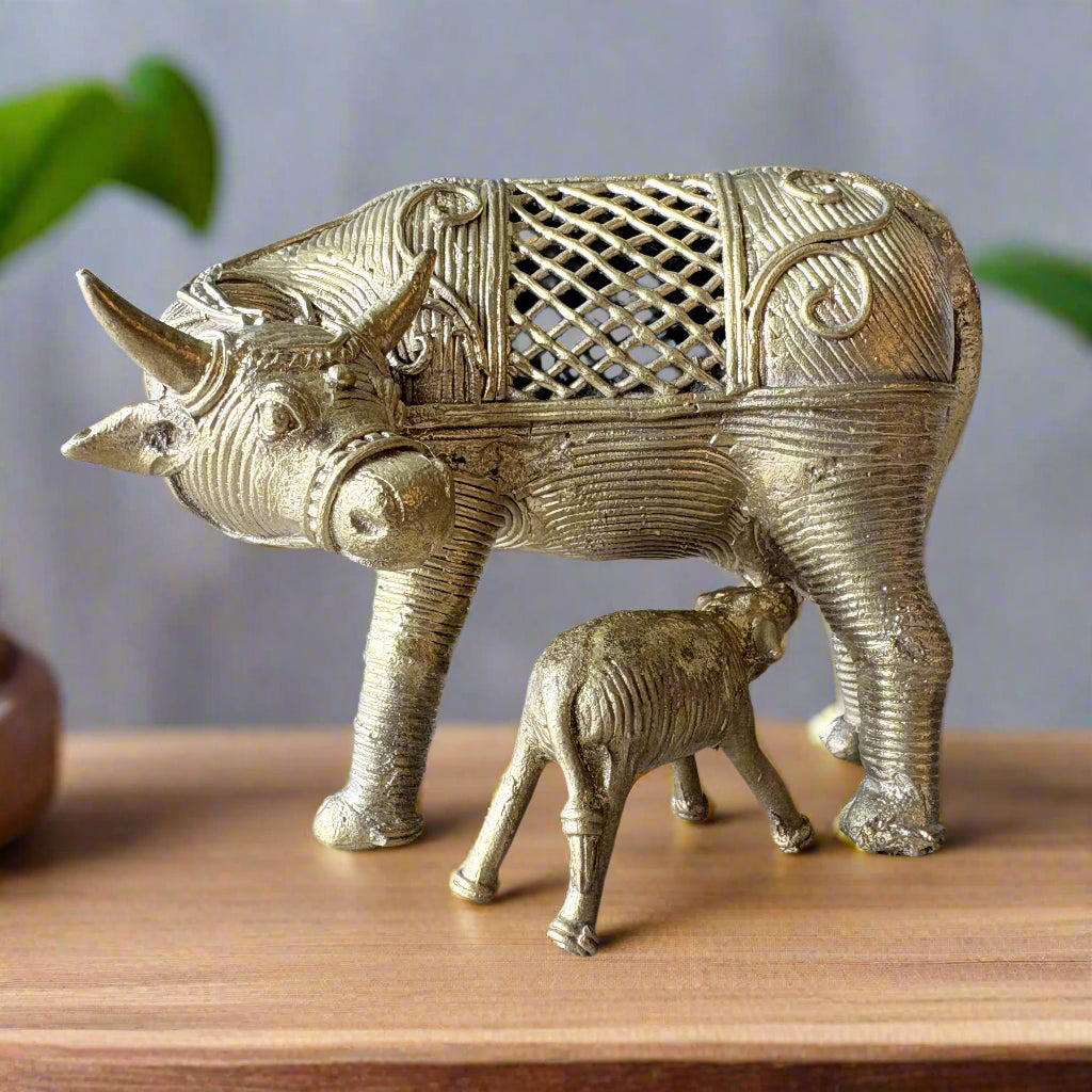 Dokra Brass Cow and Calf Set – Handcrafted Tribal Art from Odish - ArtisanSoul
