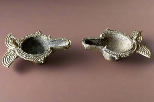 Small Dokra Brass Standing Diya Set – Handmade Oil Lamps from Odisha - ArtisanSoul