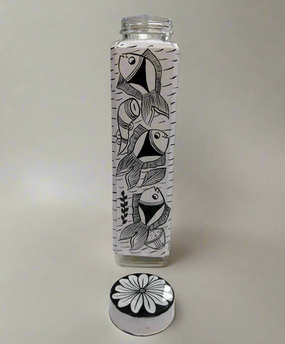 Pattachitra handpainted 1 litre glass water bottle eco-friendly artisan craft white 2 
.