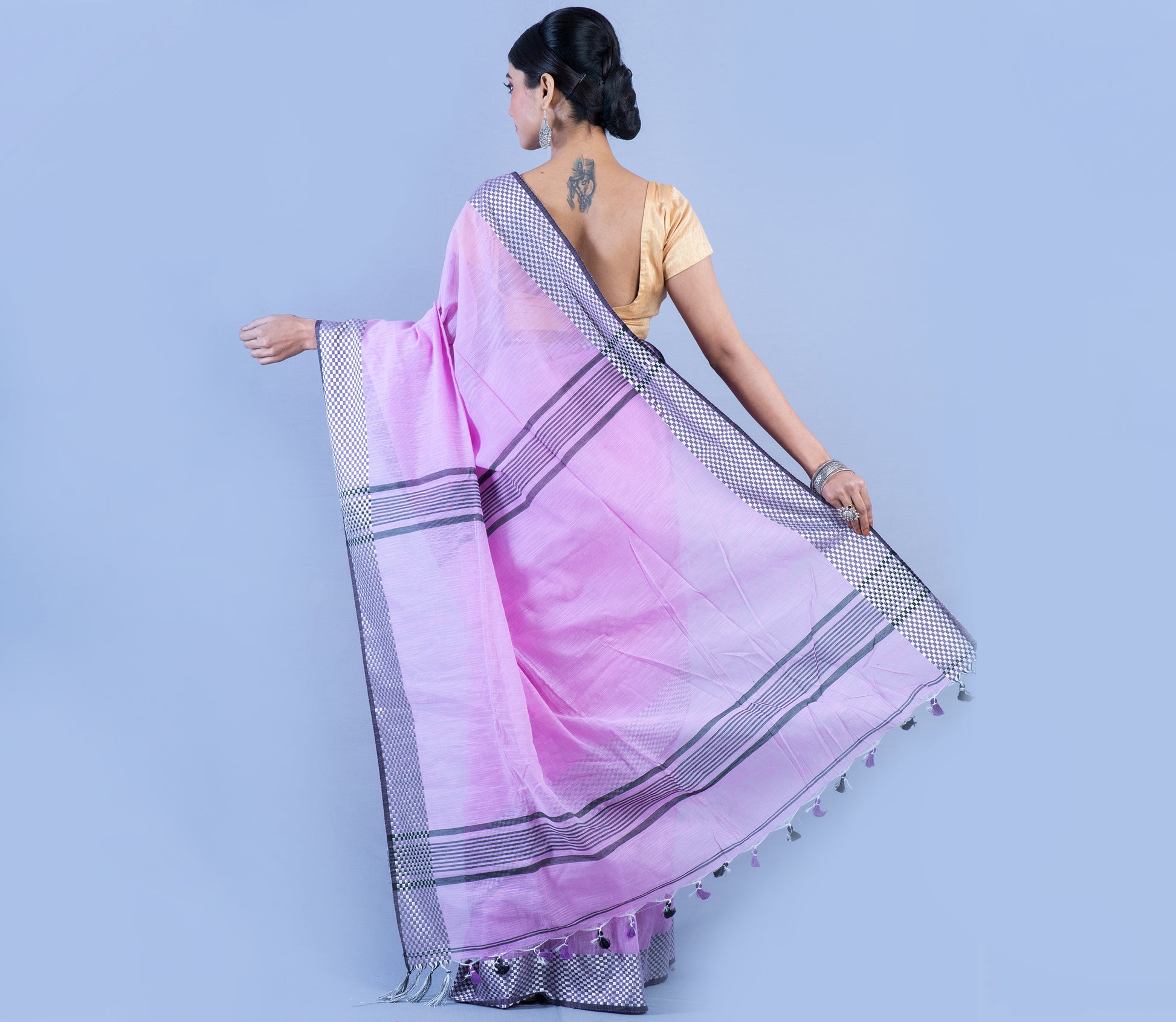 Handloom Saree - light Purple With Checkered Zari Par - ArtisanSoul