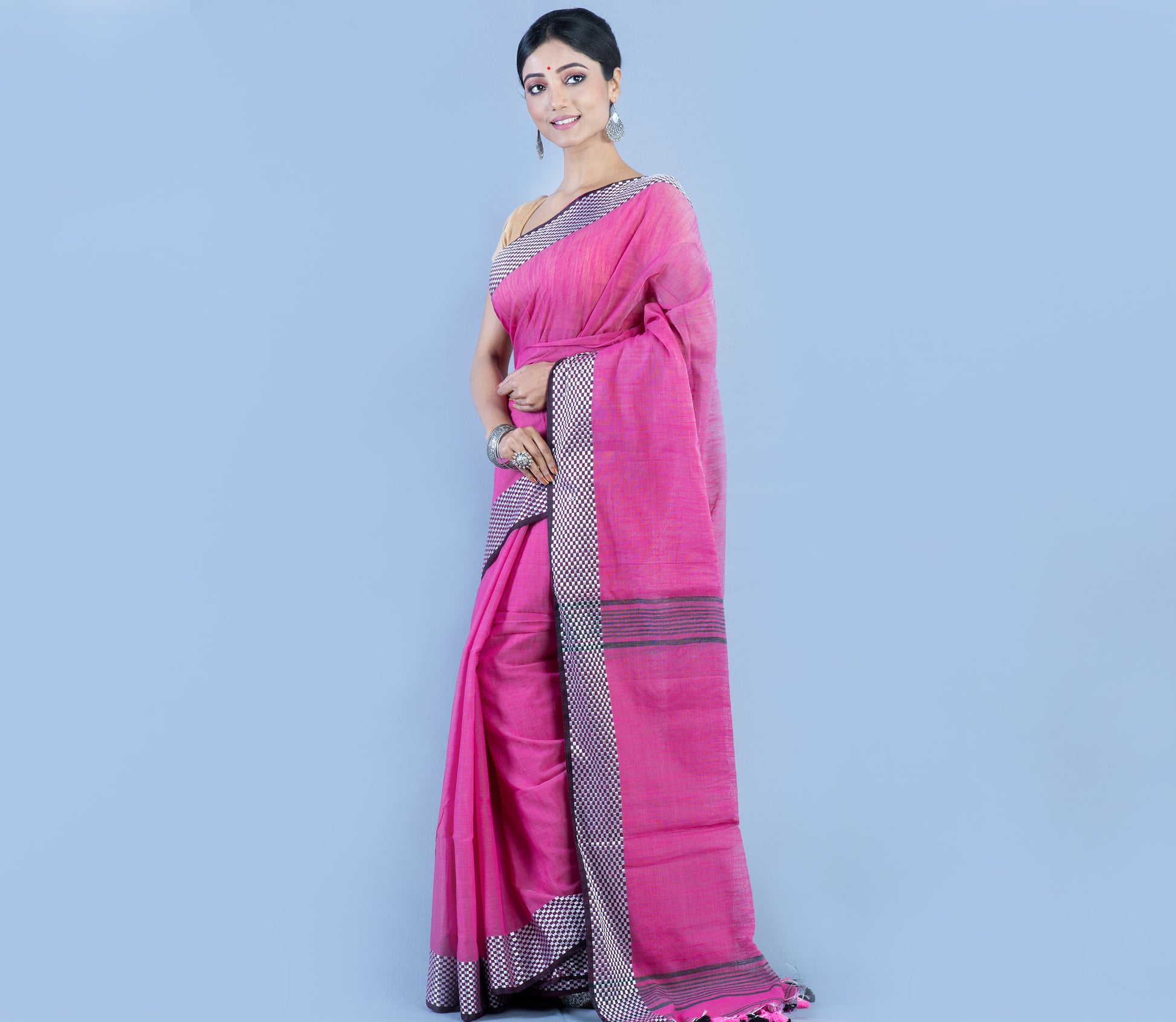 Handloom Saree - Pink with Checkered Zari Par - ArtisanSoul