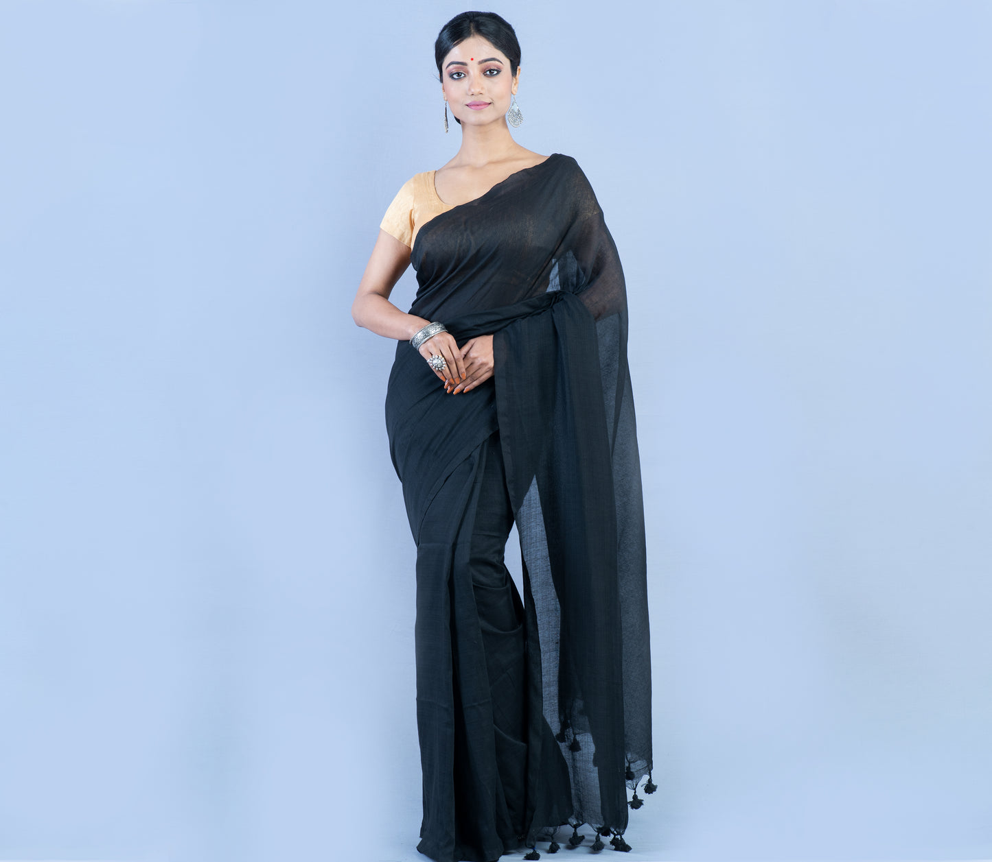 Handloom Saree - Black - ArtisanSoul