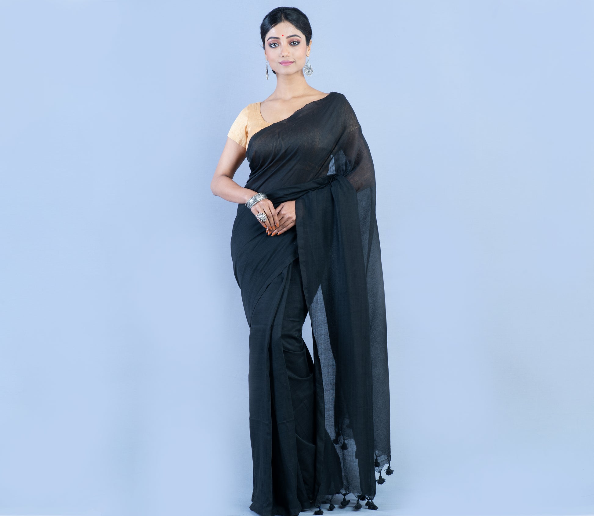 Handloom Saree - Black - ArtisanSoul