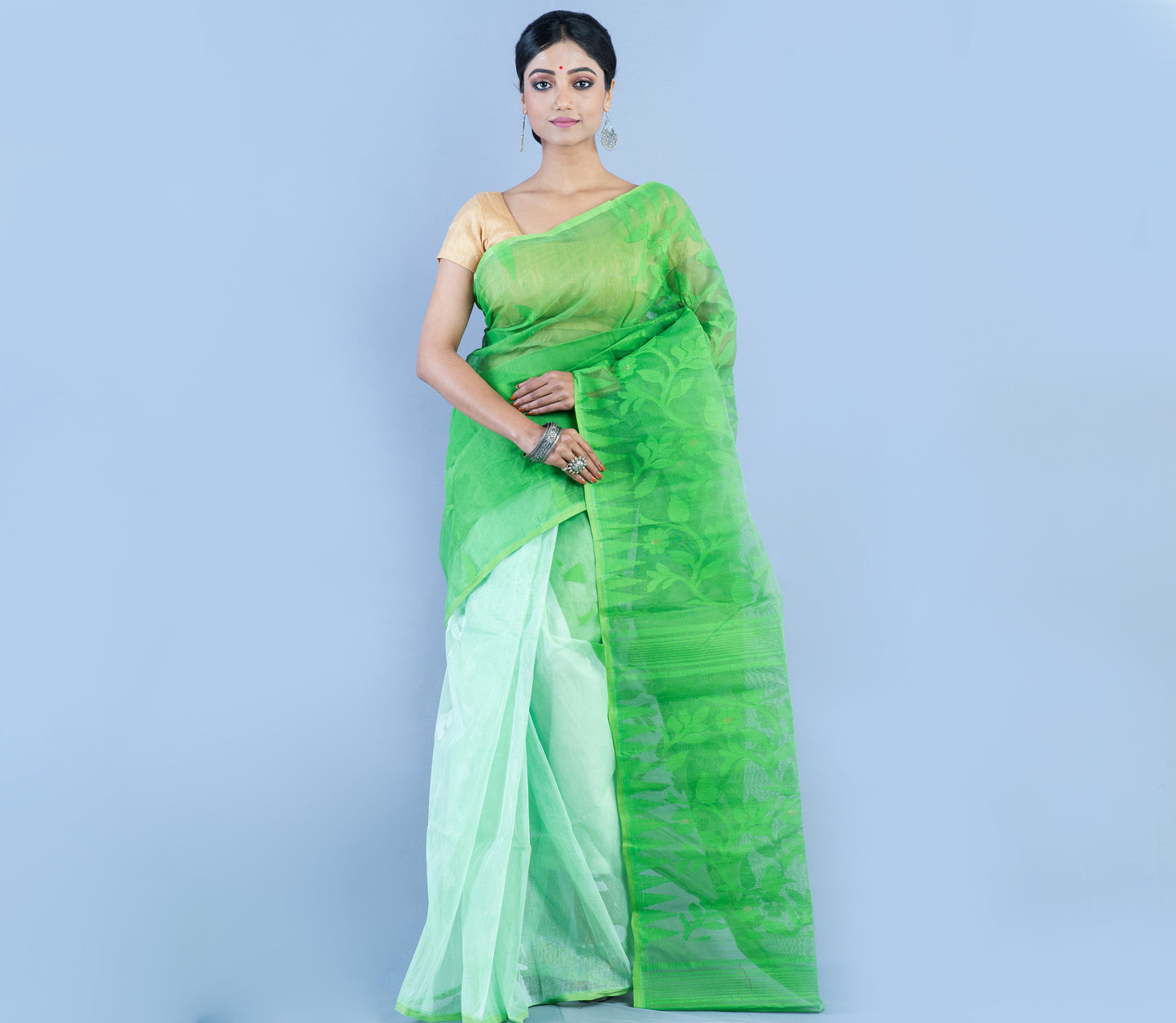 Handloom Jamdani Saree - Green and White - ArtisanSoul