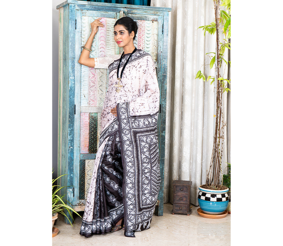 Kantha Stitch Work on Batik Printed Saree - White and Black - ArtisanSoul