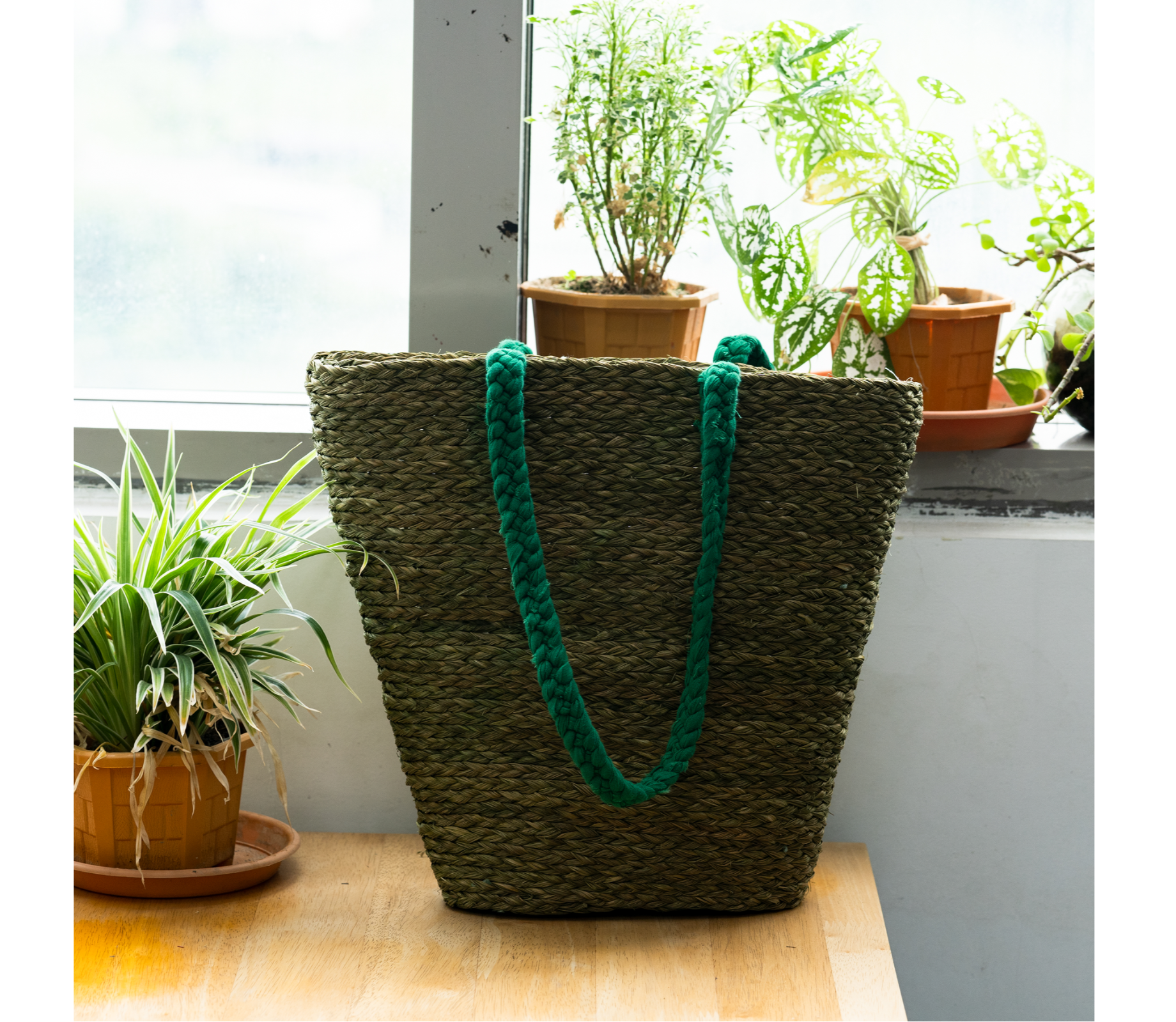 Multi Utility bag of Sabai Grass - Triangle- Green - ArtisanSoul