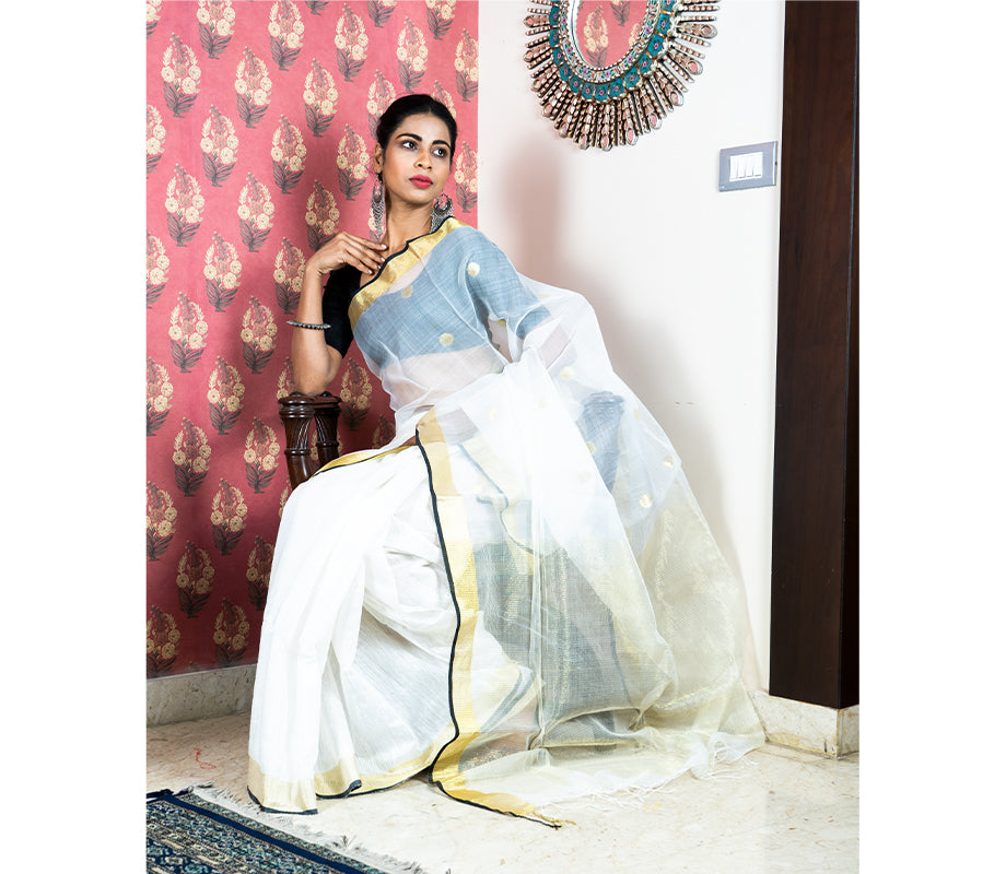 Handloom Muslin Silk Saree - White - ArtisanSoul