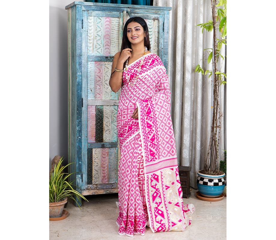 Handloom Jamdani Saree - Pink on White