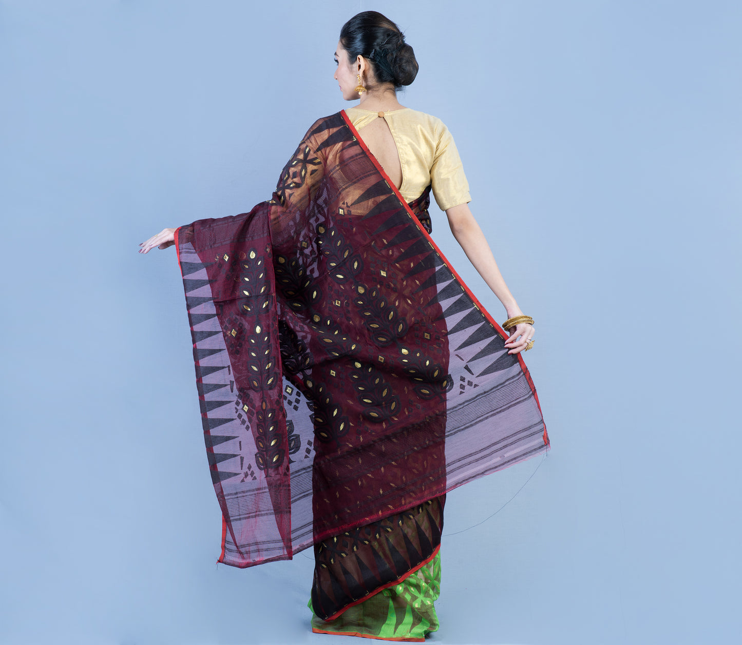 Handloom Jamdani Saree - Brown and Green - ArtisanSoul
