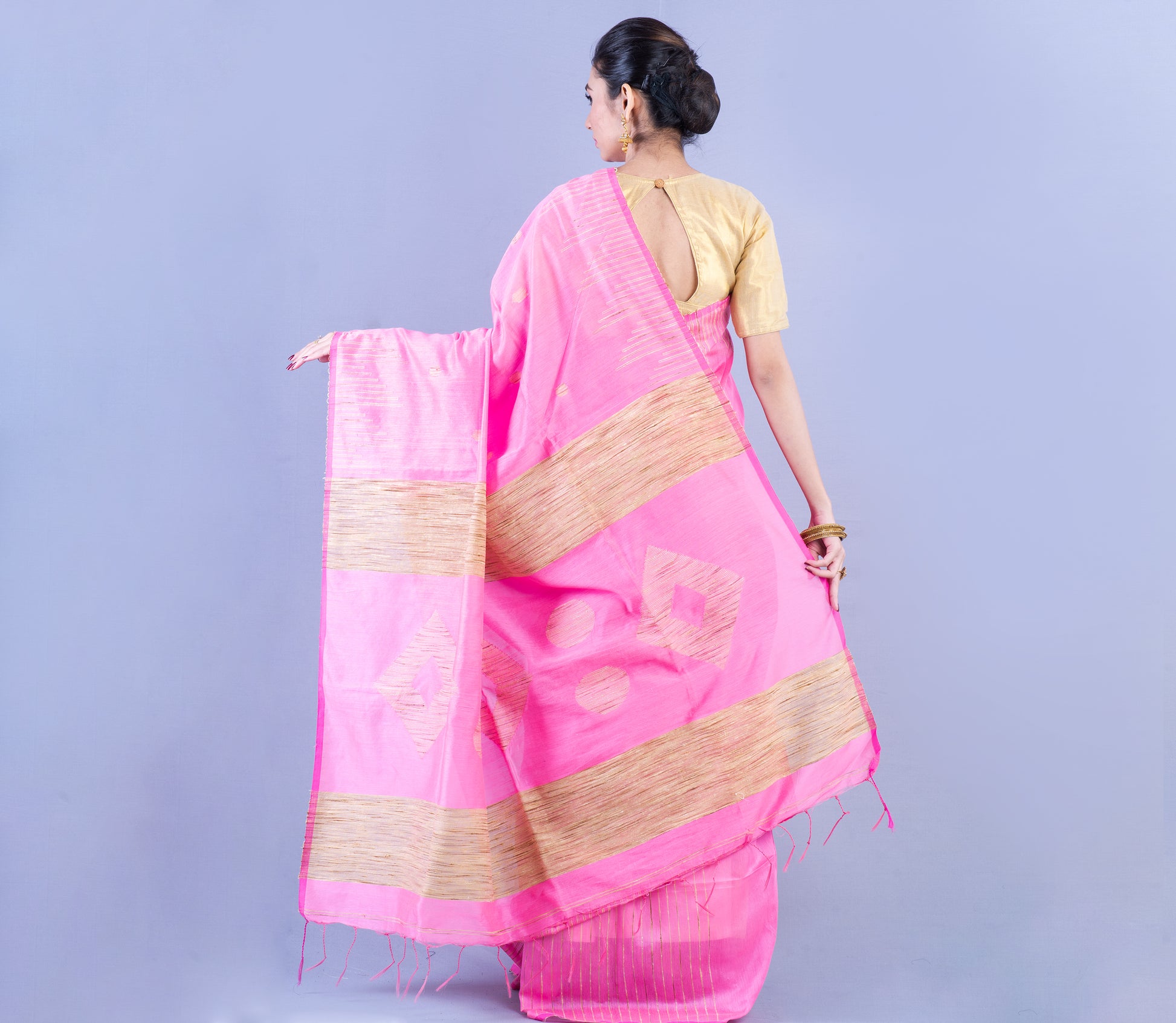 Handloom Saree With Gheecha Design Anchal - Pink - ArtisanSoul