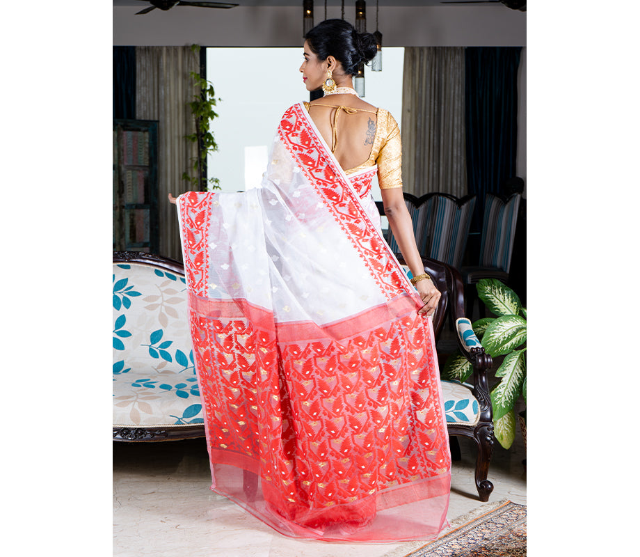Multi-Colored Pure Handwoven Katan Silk Banarasi Saree Set Design by Resa  by Ushnakmals at Pernia's Pop Up Shop 2024