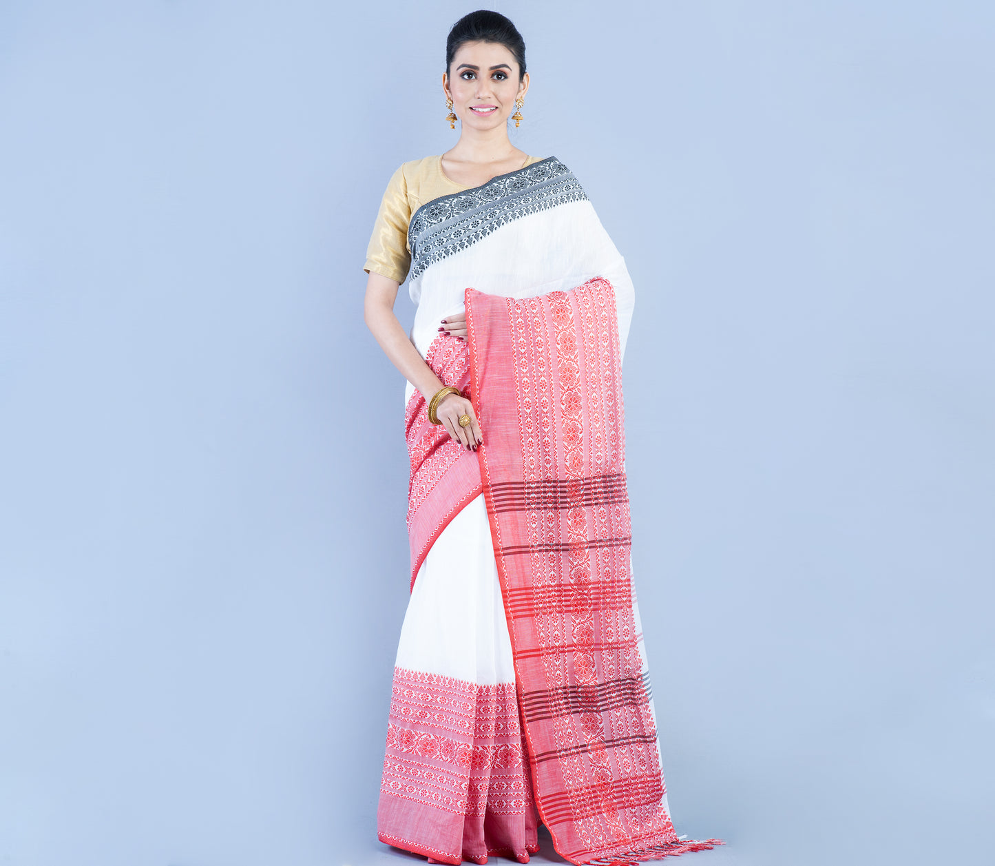 Handloom Cotton Saree - Red and Black - ArtisanSoul