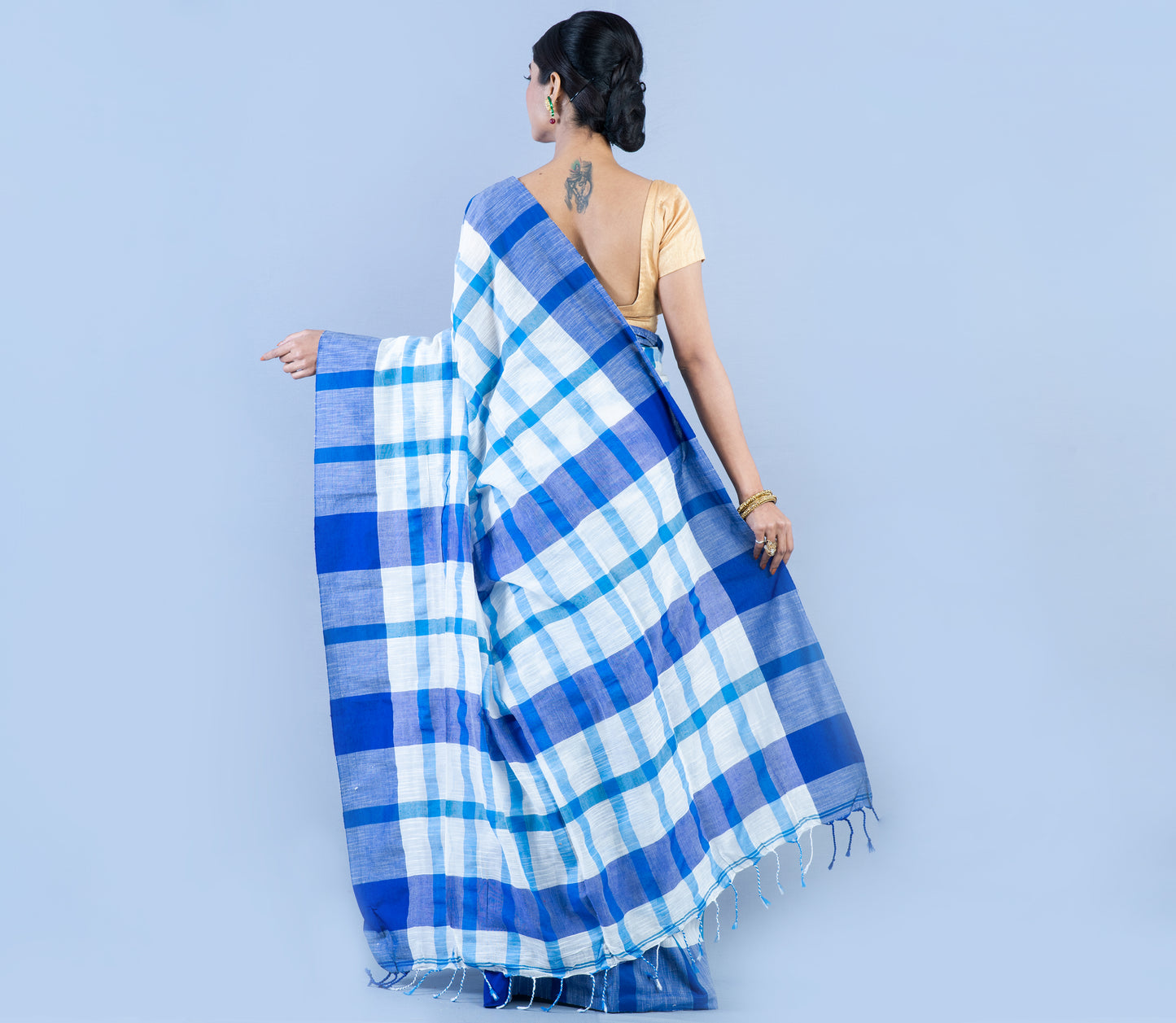 Handloom Cotton Checkered Saree - White and Sky Blue - ArtisanSoul