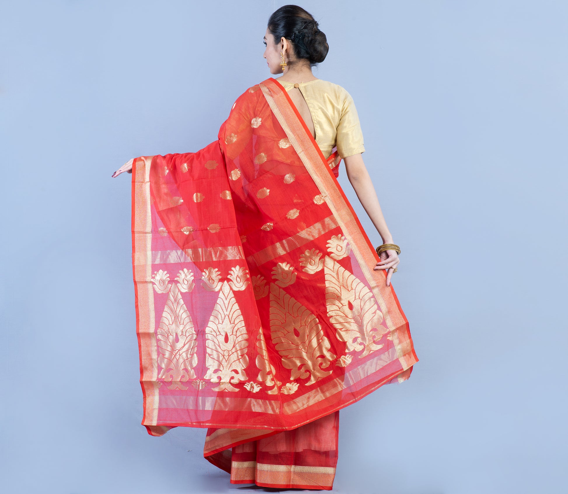 Tant Saree with Zari work - Red - ArtisanSoul