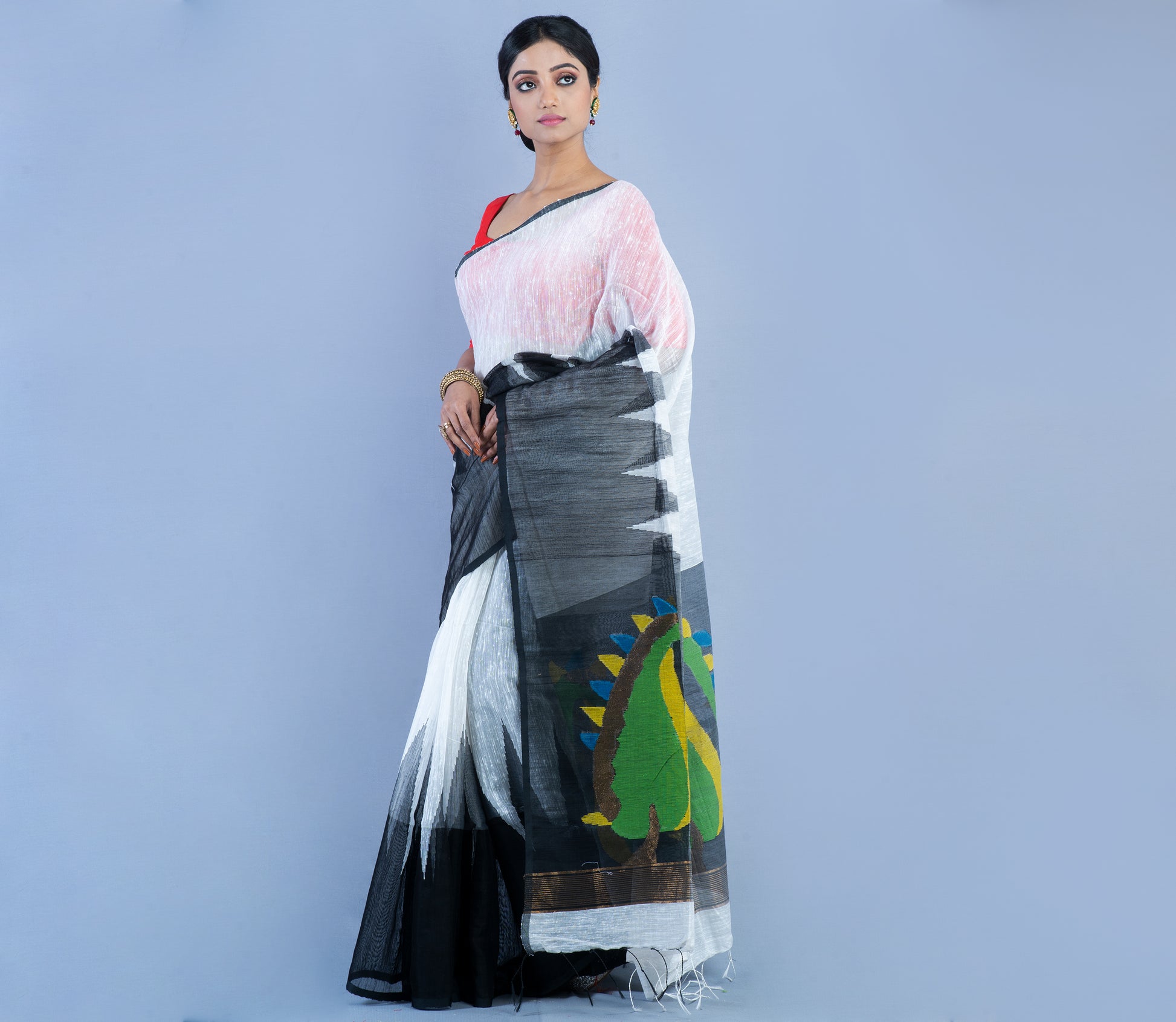 Handloom Gheecha Saree - White & Black - ArtisanSoul