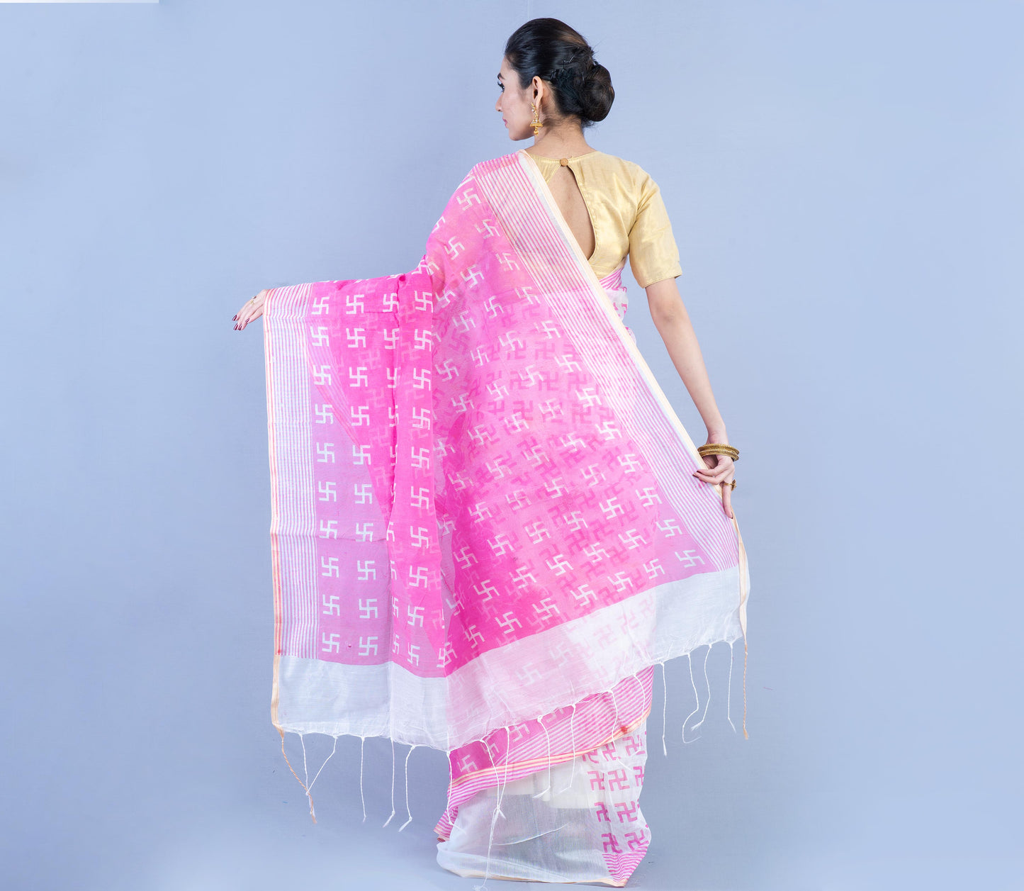 Printed Handloom Saree - White & Pink - ArtisanSoul