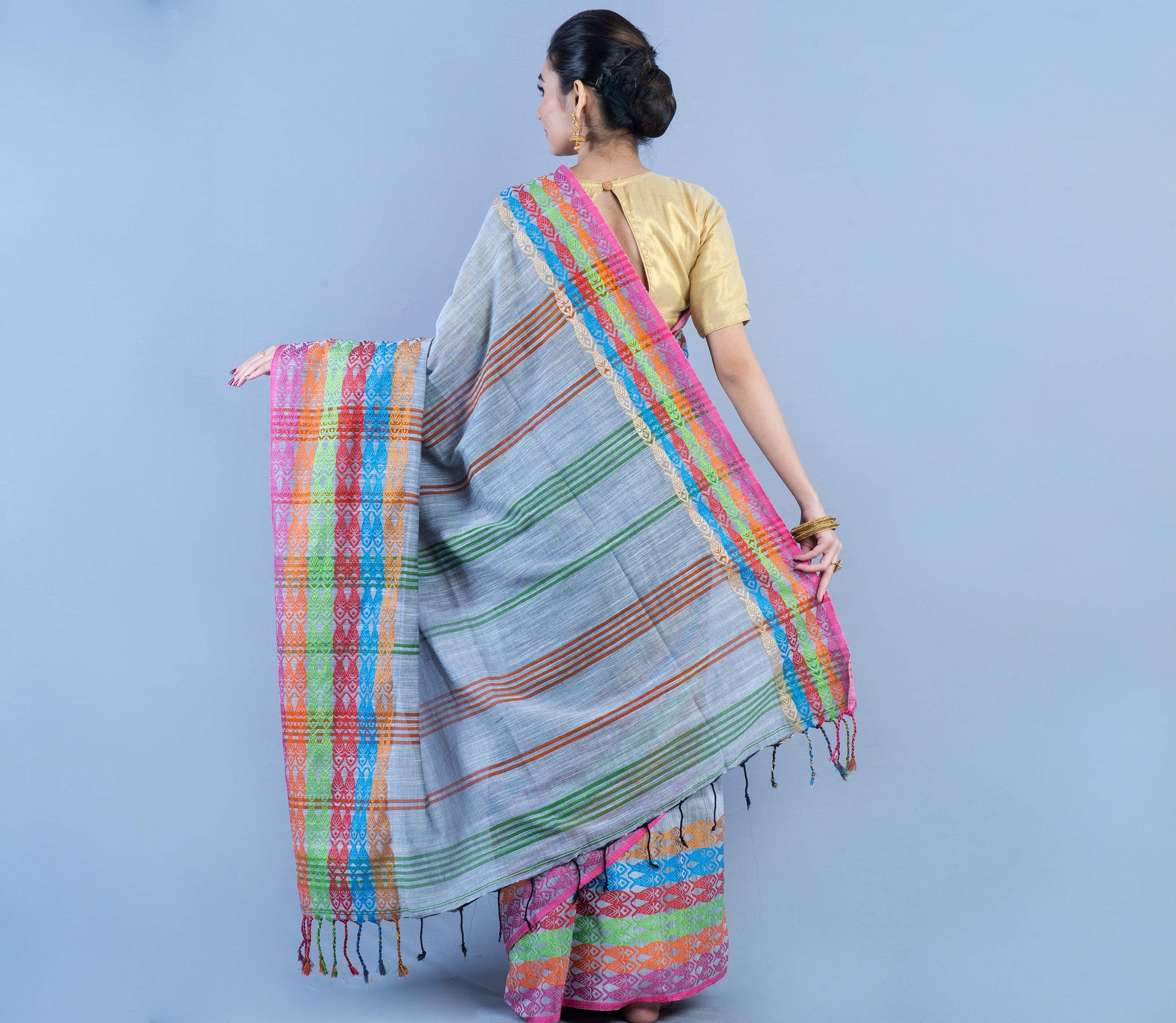 Handloom Cotton Saree - Gray with Multi Color Par - ArtisanSoul