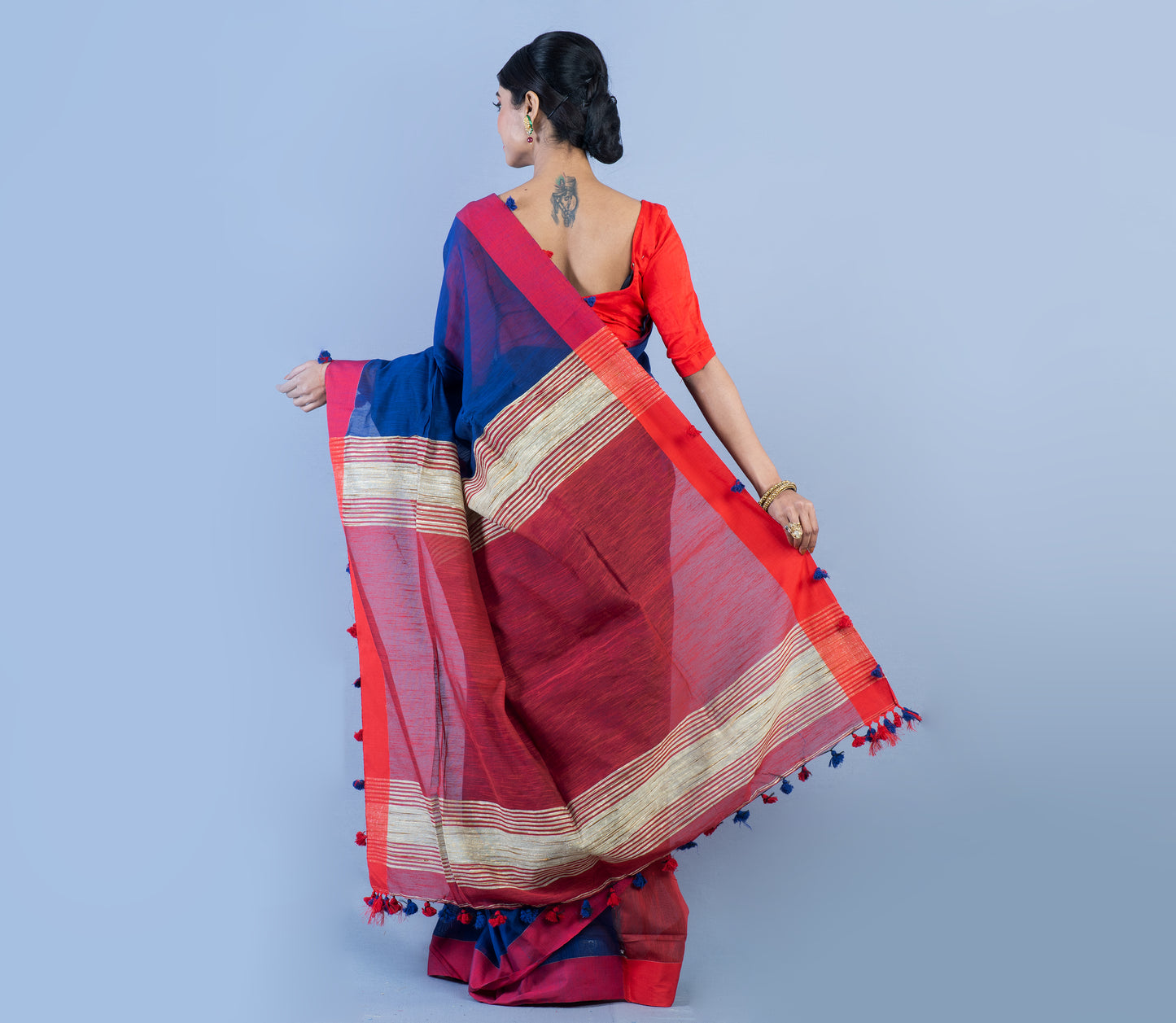 Handloom Patli Pallu Saree with Gheecha Design Anchal - Blue & Maroon - ArtisanSoul