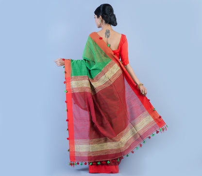 Handloom Patli Pallu Saree with Gheecha Design Anchal - Red & Green - ArtisanSoul