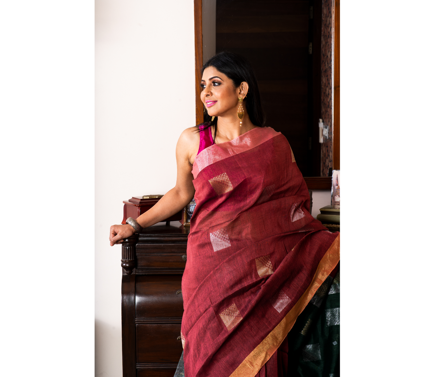 Handloom Linen Saree With All Over Work - Burgundy & Pine Green