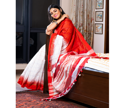 Handloom Saree - Red & White