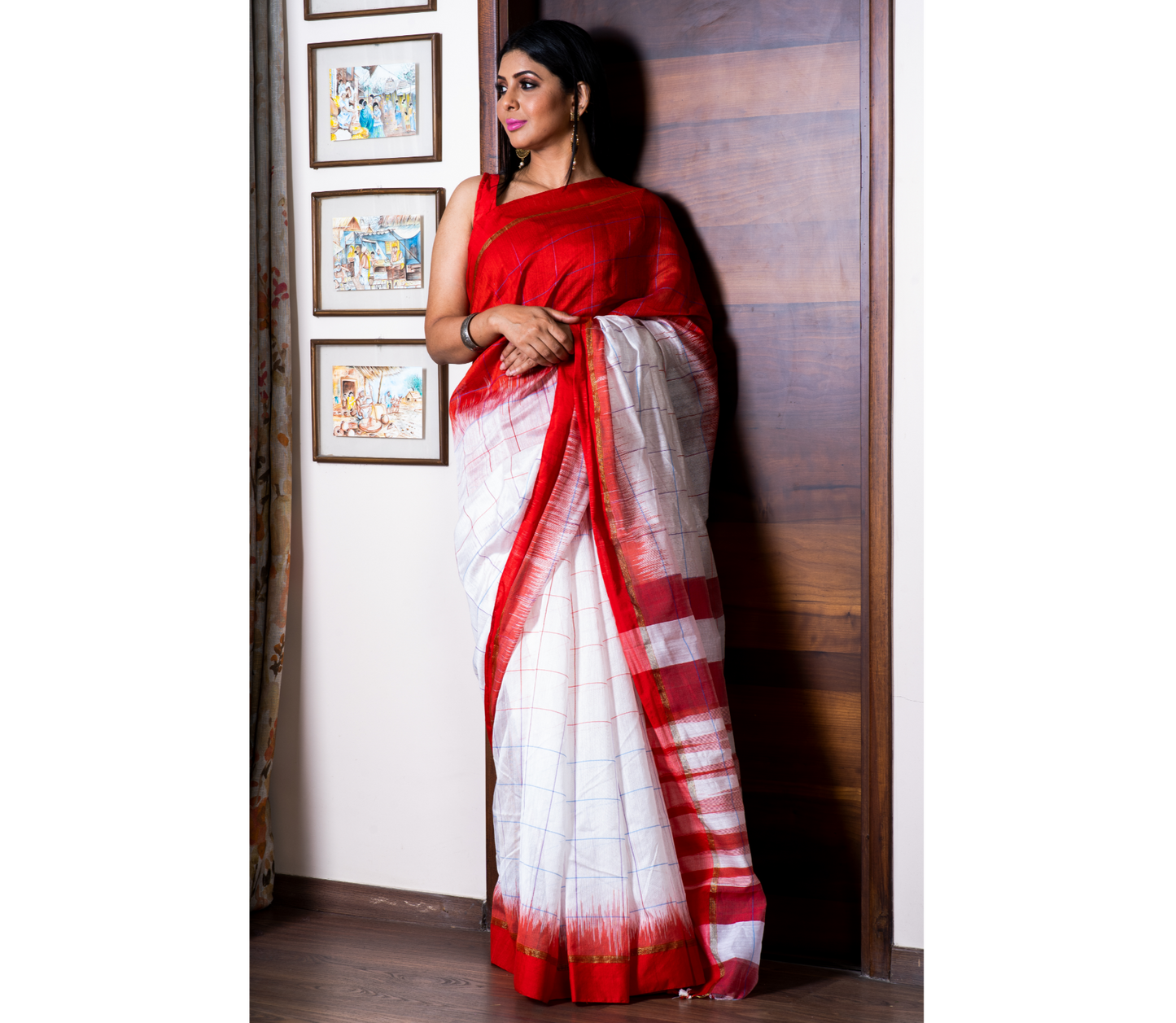 Handloom Saree - Red & White