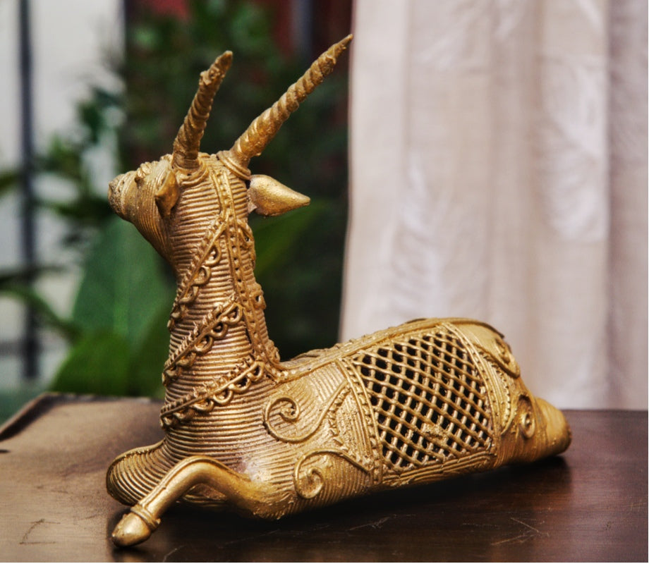 Authentic Dhokra Art from Odisha - Sitting Deer – ArtisanSoul