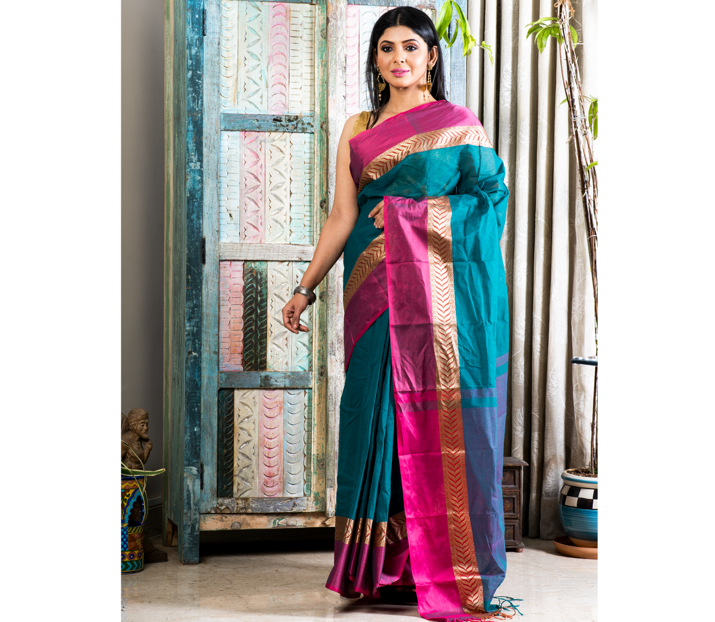 Handloom Tant Saree - Teal Blue With Pink Par