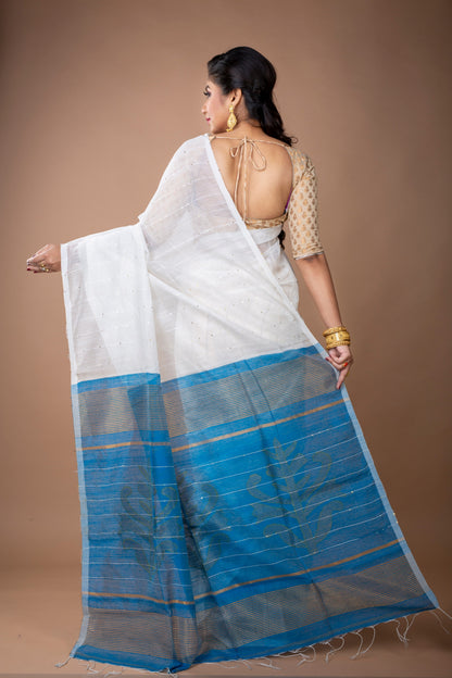 White 'Chumki-Kaj' Handloom Saree with Blue Anchal - ArtisanSoul
